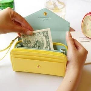 Woman Wrist Wallet Pouch Wristlet For Cell Phone..